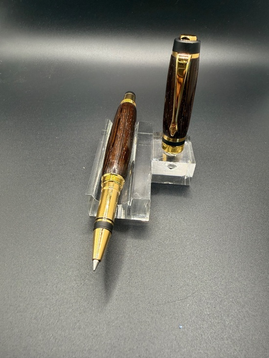 pen - Picture 2 of 2